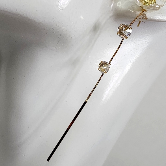 Gold Flower Dangle Earrings with Zirconia New - Picture 5 of 7